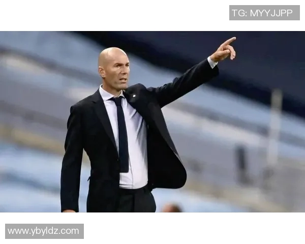 全球足球历史最佳球星排名揭晓 谁才是最具影响力的万能球员